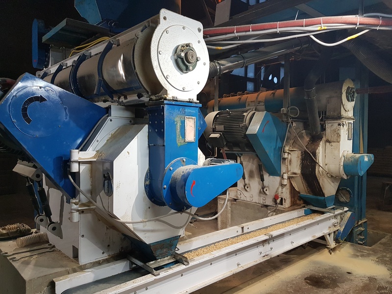 V-belt pellet mill in Lavtia